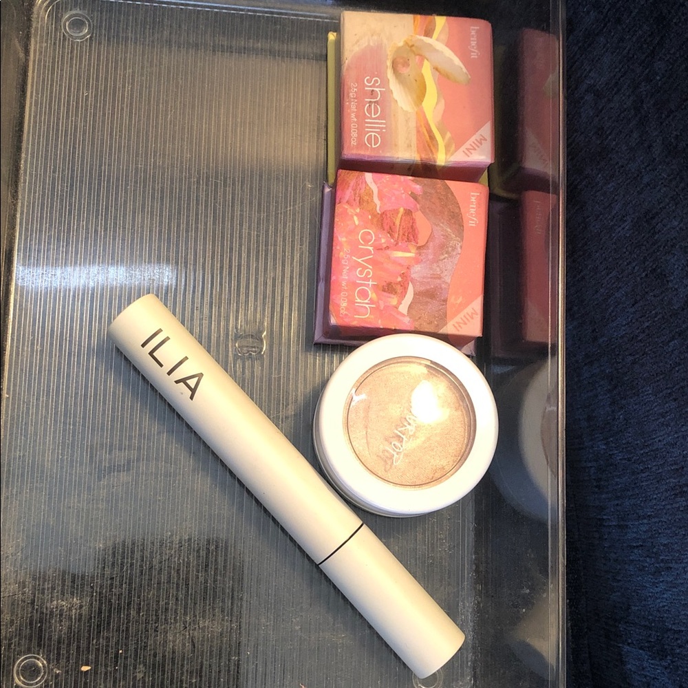 ILIA Black Mascara with ColourPop Gold Eyeshadow AND Benefit mini blushes